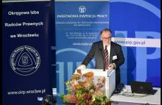 Prezentacja dr. hab. Krzysztofa Walczaka.